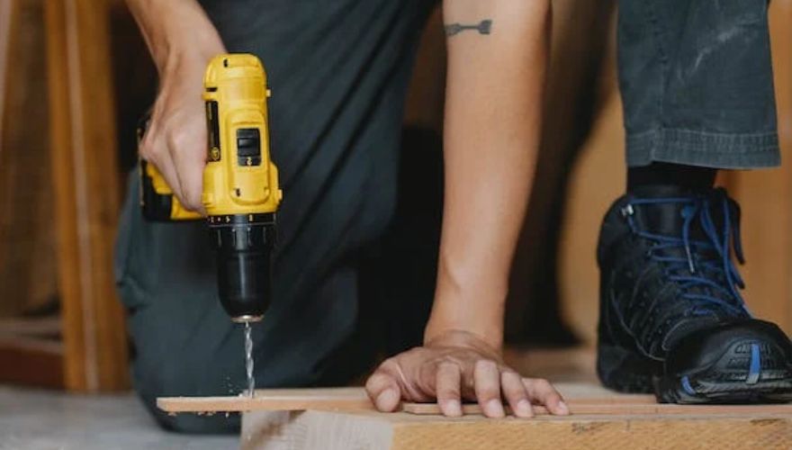 Advanced Safety Tips to Use a Power Drill Safely
